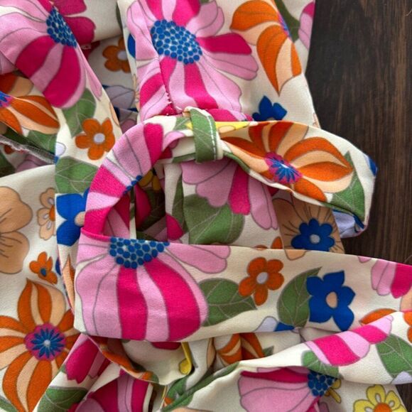 Fashion Nova wrap peplum style top - Picture 12 of 16